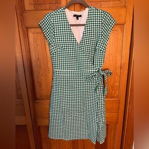 Banana Republic green/white gingham wrap dress
